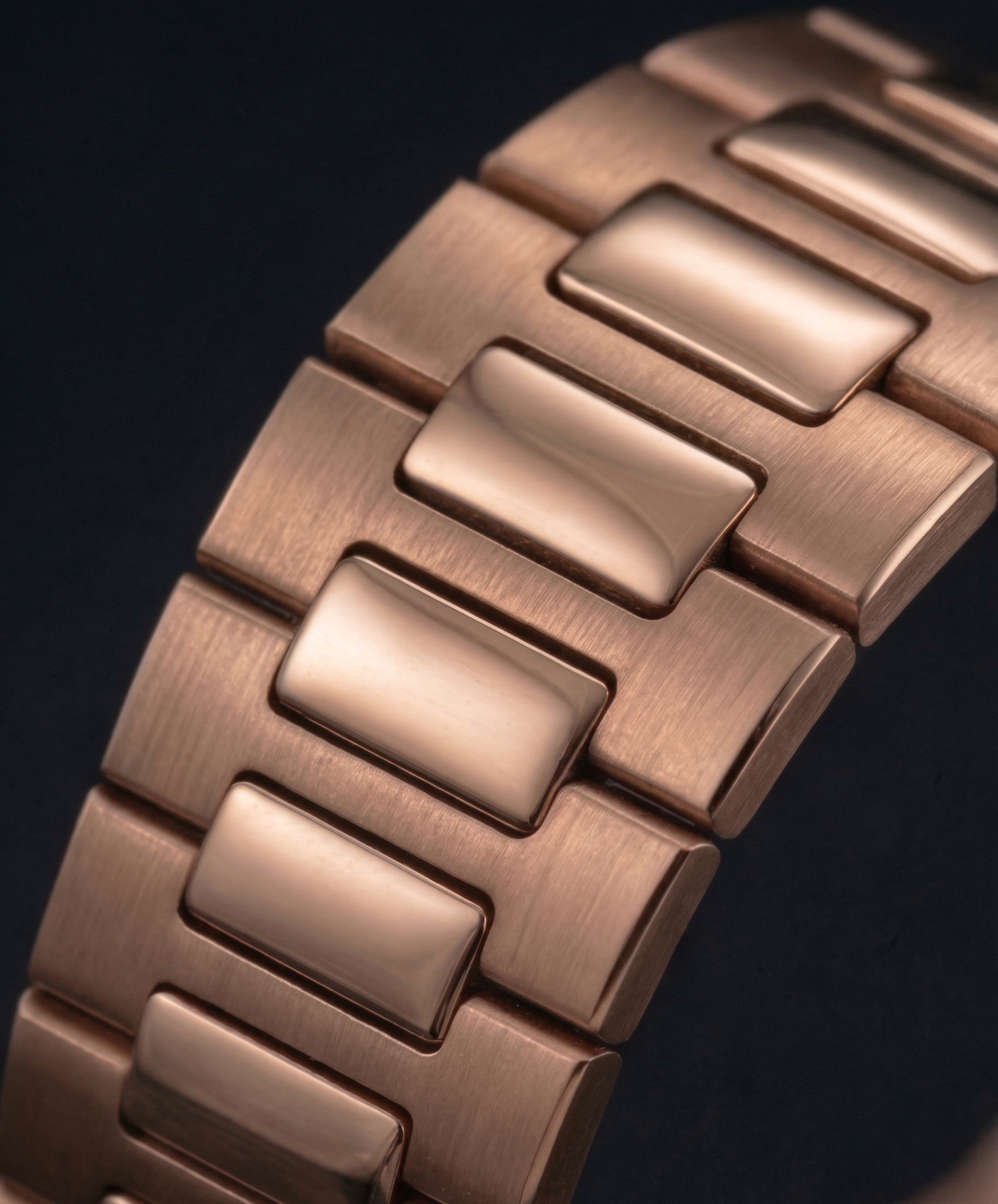 Artisan Royal Pearl - Artisan Watchery