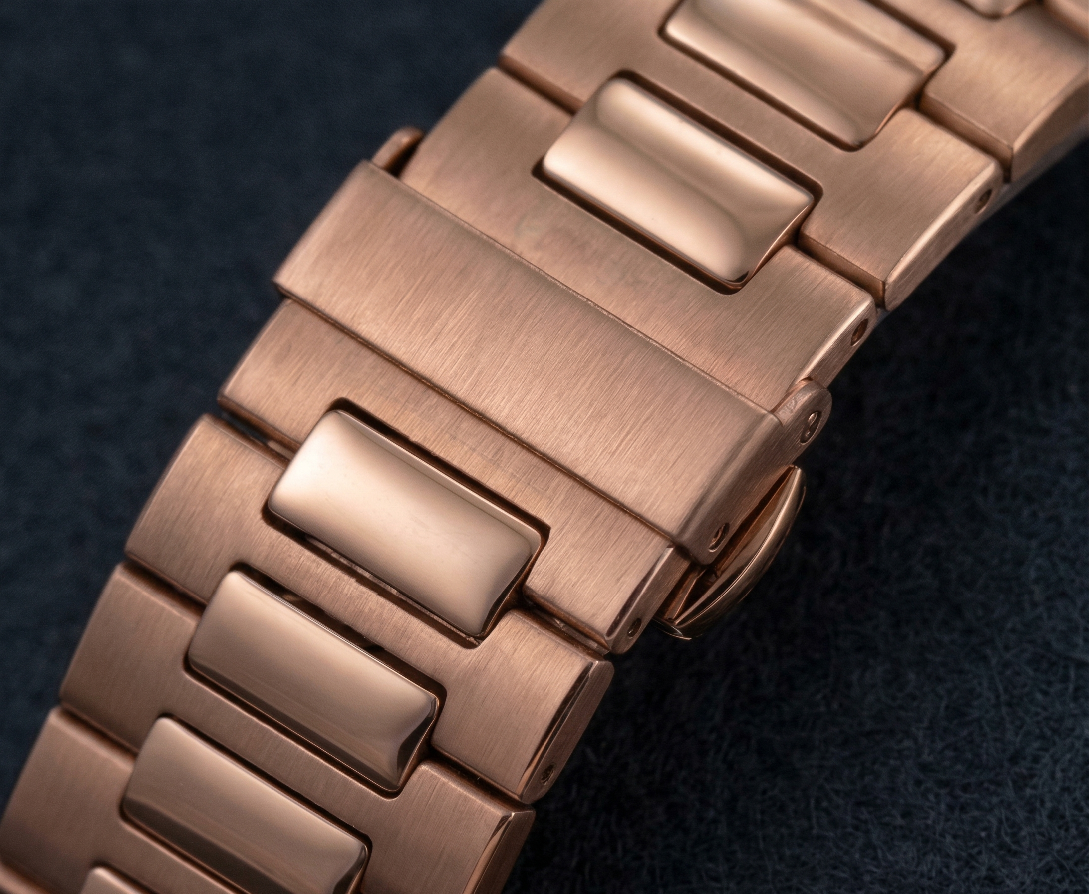 Artisan Royal Pearl - Artisan Watchery